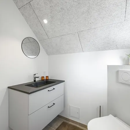 Lovely Built In 2025, With Space For 8 People Close To The North Sea * 灵克宾