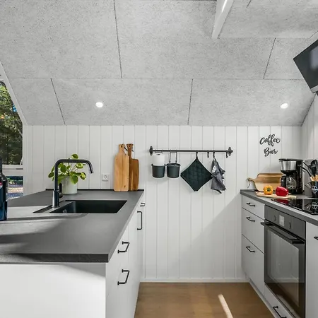 Lovely Built In 2025, With Space For 8 People Close To The North Sea *