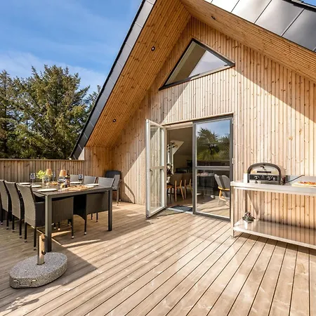 Lovely Built In 2025, With Space For 8 People Close To The North Sea Feriehus *